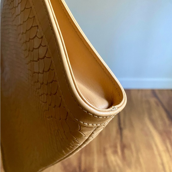 Longchamp Gatsby Python Clutch - Picture 4 of 16